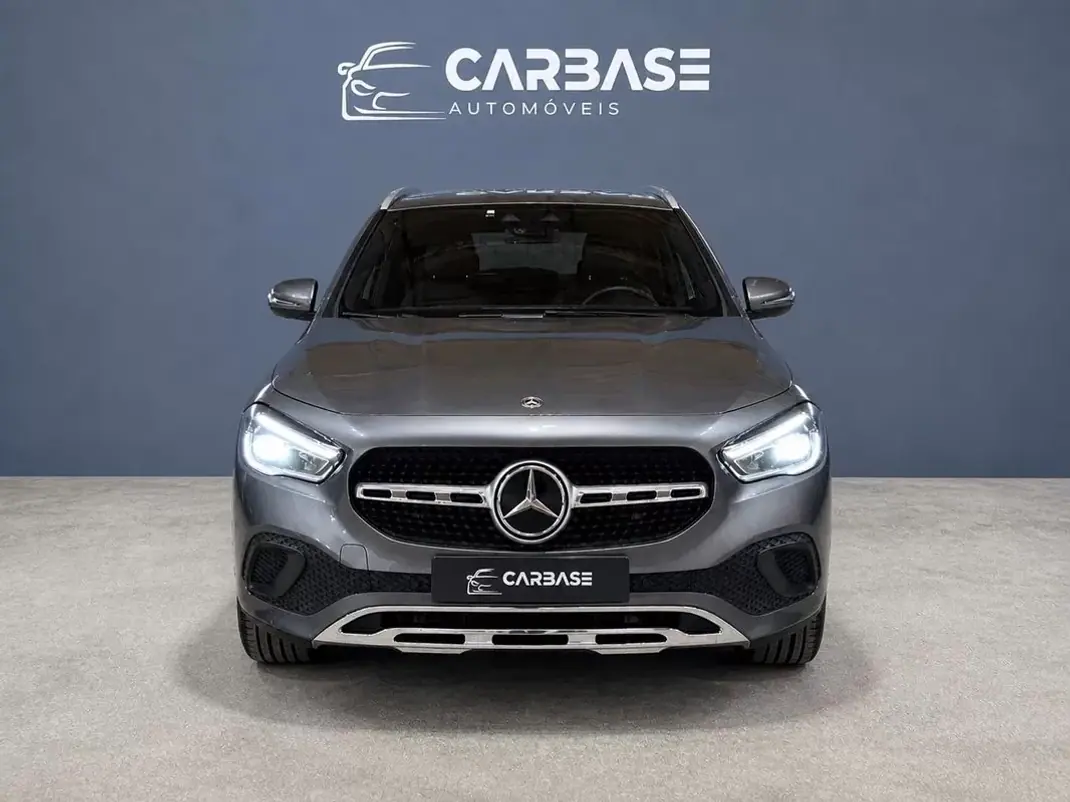 Mercedes-Benz GLA 200 2020 - 29900 EUR, 87063 km - AUTO.MOTO.pt - 87063km - foto 2 de 25