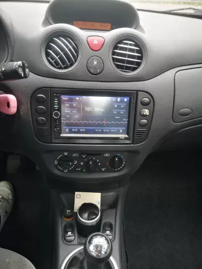 Citroën C3 2004 - 3250 EUR, 145000 km - AUTO.MOTO.pt - 145000km - foto 13 de 16