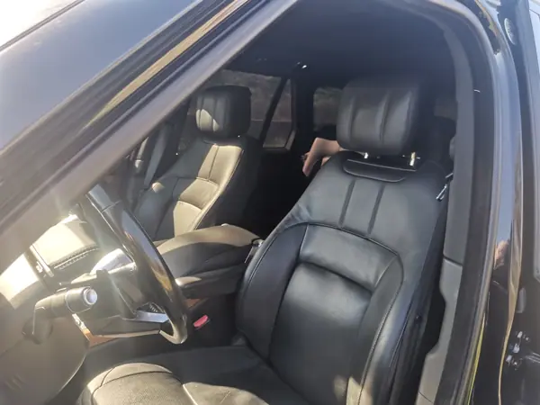 Land Rover Range Rover 2019 - 64900 EUR, 160000 km - AUTO.MOTO.pt - 160000km - foto 9 de 15