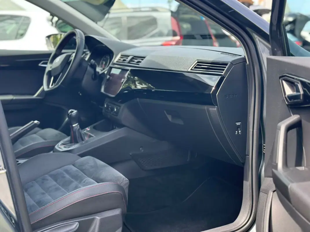 SEAT Ibiza 2017 - 17490 EUR, 95883 km - 95883km - foto 11 de 19