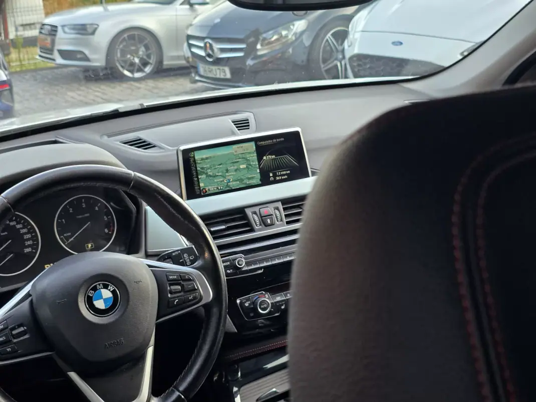 BMW X1 2016 - 15900 EUR, 160000 km - 160000km - foto 7 de 11