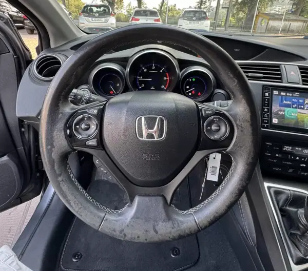 Honda Civic Tourer 2015 - 13500 EUR, 175148 km - 175148km - foto 5 de 10