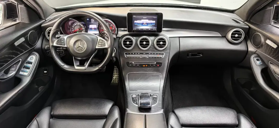 Mercedes-Benz C 220 2016 - 22990 EUR, 170000 km - AUTO.MOTO.pt - 170000km - foto 29 de 36