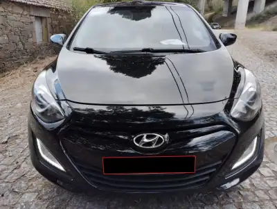 Hyundai i30 2012 - 7250 EUR, 260000 km - AUTO.MOTO.pt - 260000km - foto 3 de 31