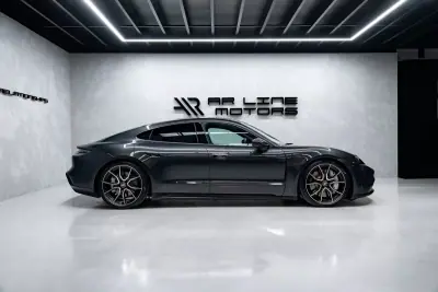 Porsche Taycan 2024 - 84950 EUR, 8000 km - AUTO.MOTO.pt - 8000km - foto 8 de 58