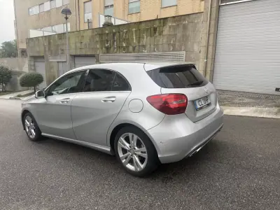 Mercedes-Benz A 180 2016 - 14950 EUR, 145000 km - 145000km - foto 4 de 15