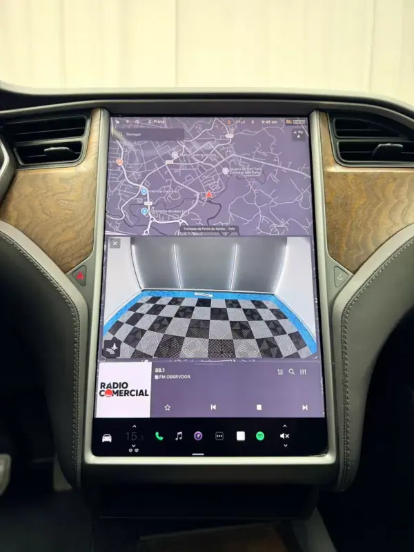 Tesla Model X 2018 - 27000 EUR, 199000 km - AUTO.MOTO.pt - 199000km - foto 14 de 24