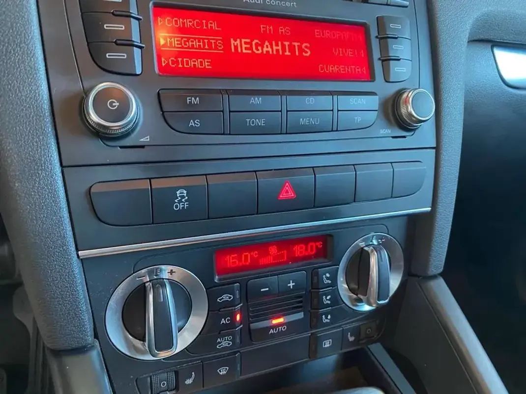 Audi A3 2010 - 12490 EUR, 259207 km - AUTO.MOTO.pt - 259207km - foto 18 de 33