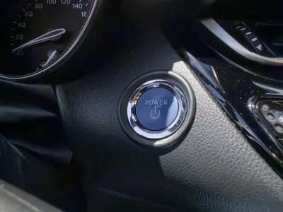 Toyota C-HR 2019 - 22990 EUR, 92000 km - AUTO.MOTO.pt - 92000km - foto 20 de 43