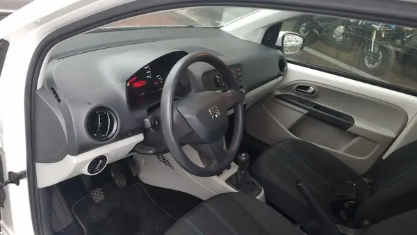 SEAT Mii 2017 - 8990 EUR, 43580 km - AUTO.MOTO.pt - 43580km - foto 8 de 14