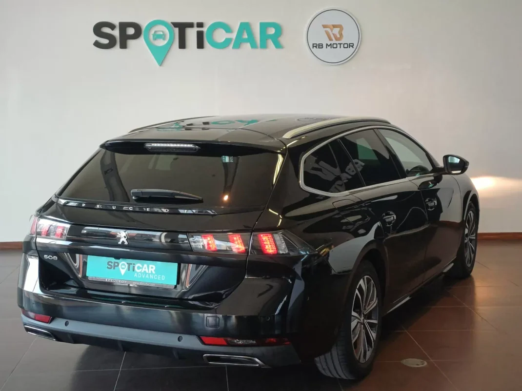 Peugeot 508 SW 2019 - 19500 EUR, 80000 km - AUTO.MOTO.pt - 80000km - foto 23 de 35