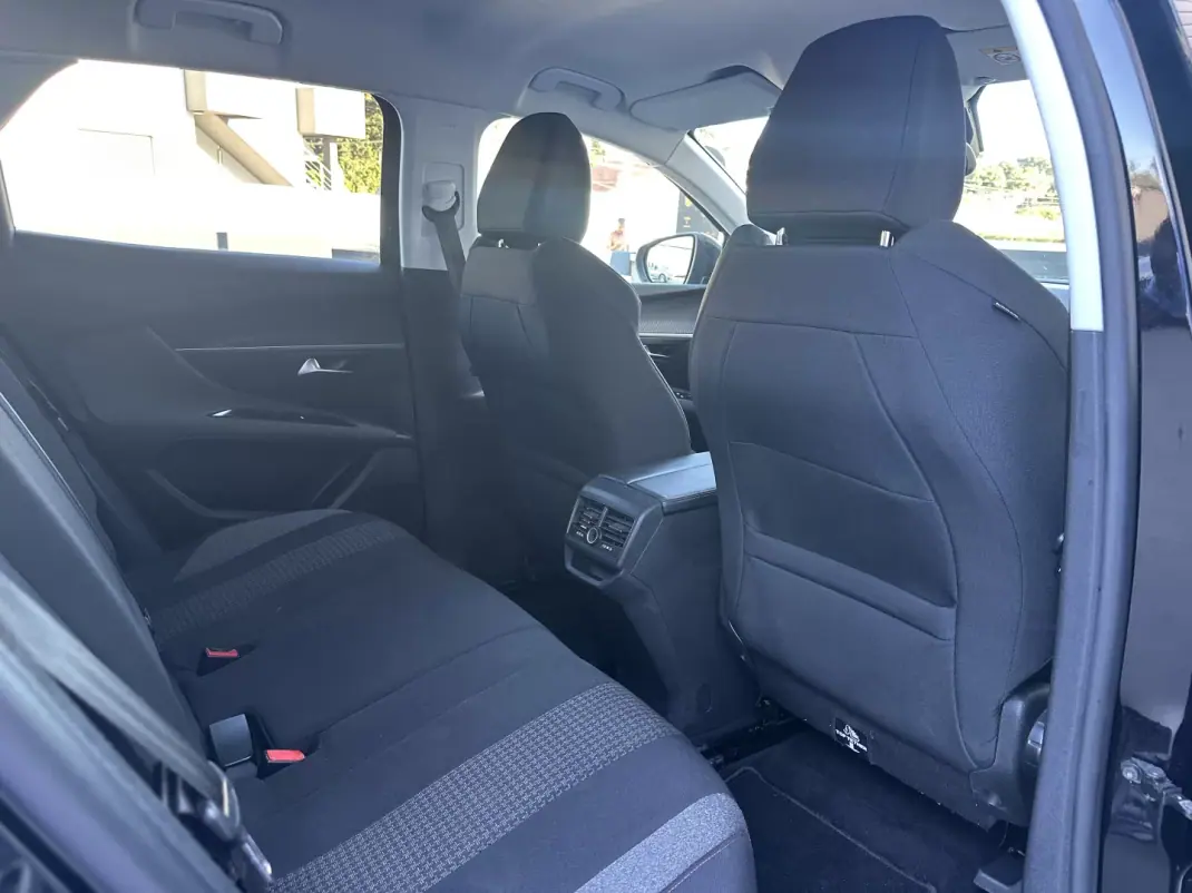 Peugeot 3008 2019 - 14900 EUR, 190000 km - 190000km - foto 58 de 64