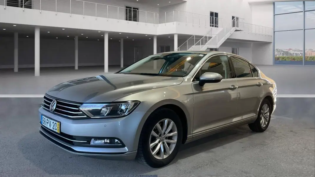 Volkswagen Passat 2015 - 14999 EUR, 99421 km - AUTO.MOTO.pt - 99421km - foto 1 de 7