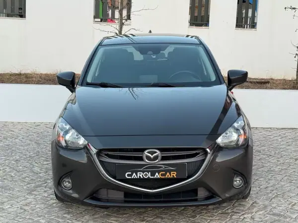 Mazda 2 2015 - 11950 EUR, 60000 km - 60000km - foto 2 de 27
