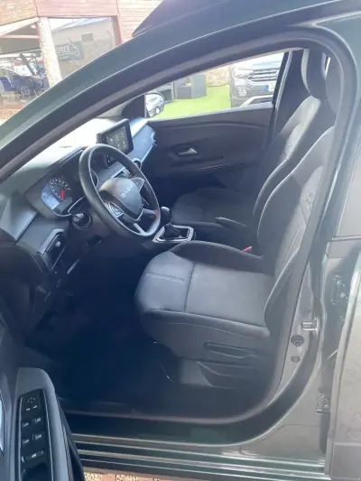 Dacia Sandero 2024 - 18800 EUR, 12229 km - AUTO.MOTO.pt - 12229km - foto 7 de 15