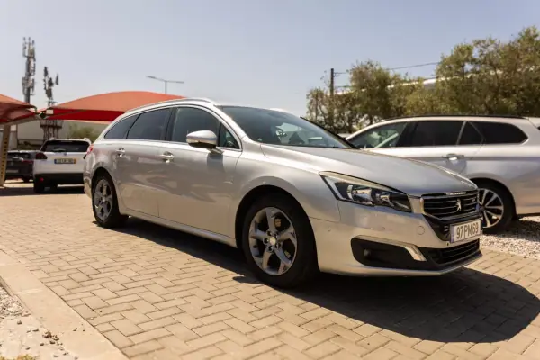 Peugeot 508 SW 2015 - 12000 EUR, 158000 km - 158000km - foto 2 de 10