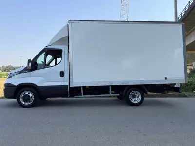 Iveco Daily 2019 - 28990 EUR, 175000 km - 175000km - foto 7 de 27