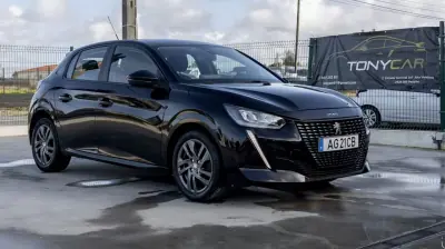 Peugeot 208 2021 - 13490 EUR, 105000 km - AUTO.MOTO.pt - 105000km - foto 20 de 25
