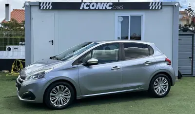 Peugeot 208 2019 - 8990 EUR, 107500 km - 107500km - foto 1 de 31