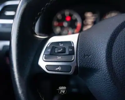 Volkswagen Scirocco 2013 - 16990 EUR, 153299 km - AUTO.MOTO.pt - 153299km - foto 31 de 49