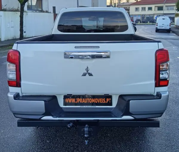 Mitsubishi L200 2022 - 28990 EUR, 183500 km - AUTO.MOTO.pt - 183500km - foto 8 de 20