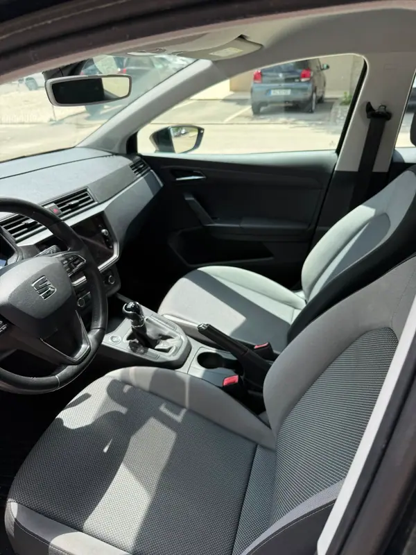 SEAT Ibiza 2018 - 12500 EUR, 74622 km - AUTO.MOTO.pt - 74622km - foto 10 de 15