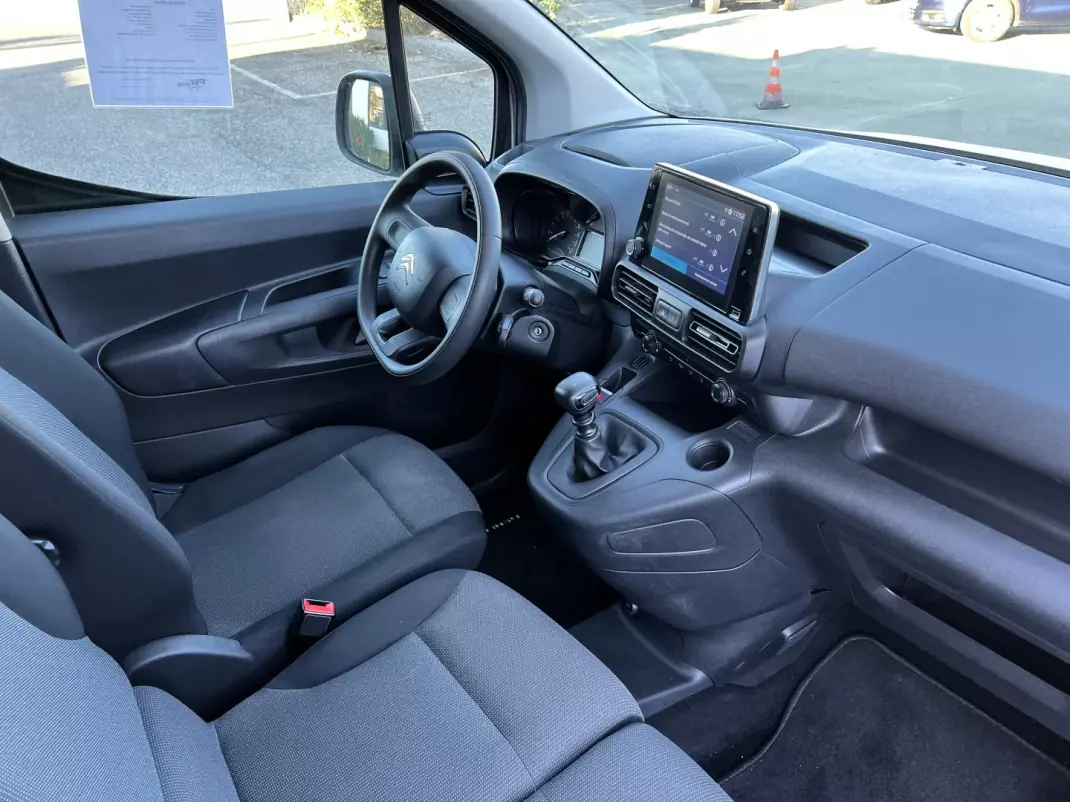 Citroën 2023 - 14999 EUR, 170703 km - AUTO.MOTO.pt - 170703km - foto 14 de 18