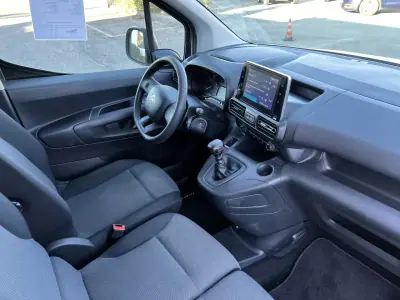 Citroën 2023 - 14999 EUR, 170703 km - AUTO.MOTO.pt - 170703km - foto 14 de 18