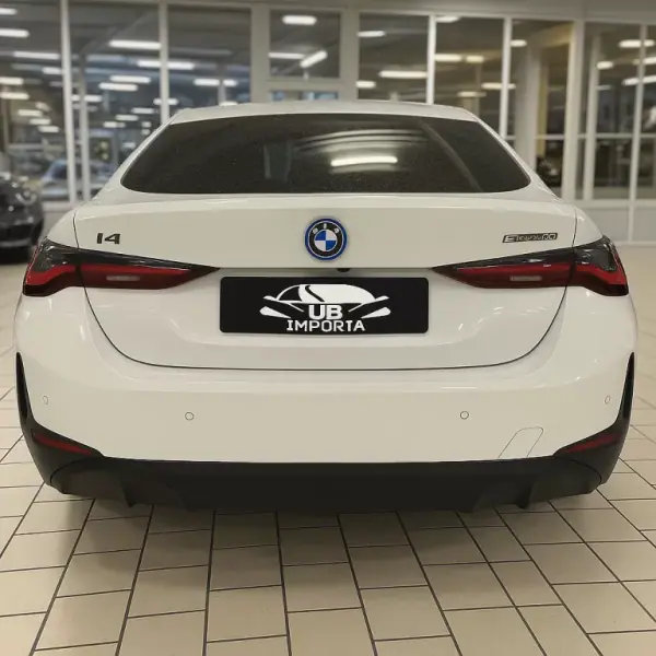 BMW i4 2022 - 37000 EUR, 54000 km - AUTO.MOTO.pt - 54000km - foto 5 de 13