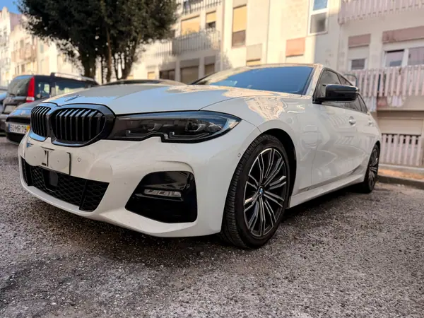 BMW 320 2019 - 29666 EUR, 138500 km - 138500km - foto 5 de 14