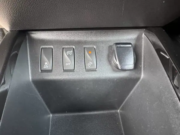 Dacia Spring 2023 - 12750 EUR, 83000 km - 83000km - foto 33 de 36
