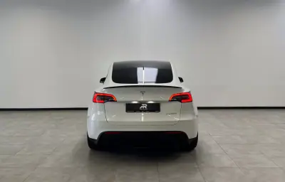 Tesla Model Y 2022 - 36500 EUR, 138000 km - foto 6 de 16