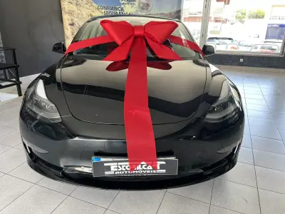 Tesla Model 3 2021 - 29900 EUR, 86555 km - AUTO.MOTO.pt - 86555km - foto 5 de 17