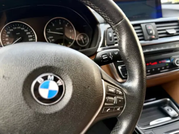 BMW 320 2014 - 14950 EUR, 244000 km - 244000km - foto 21 de 27