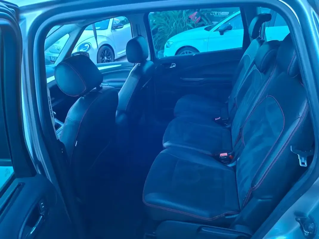Ford S-Max 2006 - 7500 EUR, 370000 km - 370000km - foto 17 de 30