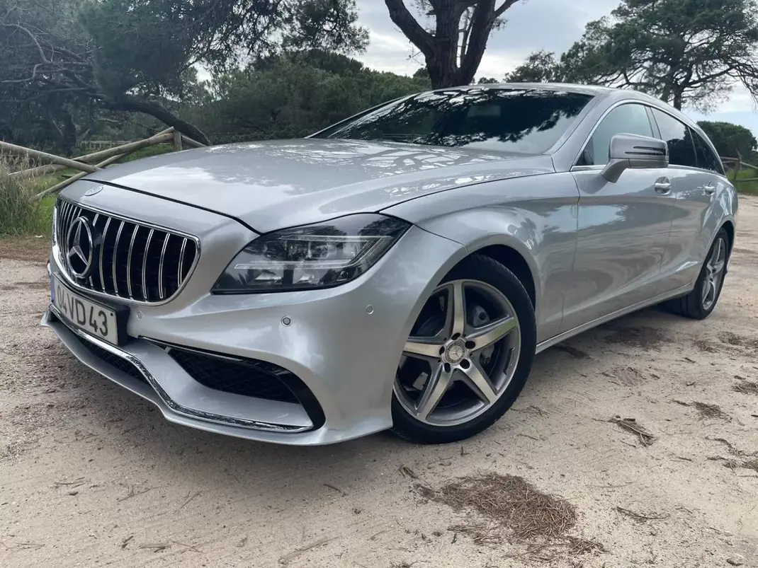 Mercedes-Benz CLS 350 2013 - 22990 EUR, 218000 km - AUTO.MOTO.pt - 218000km - foto 2 de 19