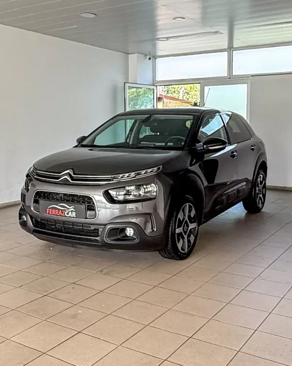 Citroën C4 Cactus 2018 - 10500 EUR, 176060 km - AUTO.MOTO.pt - 176060km - foto 13 de 15