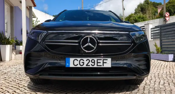 Mercedes-Benz EQA 2022 - 32500 EUR, 30000 km - AUTO.MOTO.pt - 30000km - foto 3 de 28