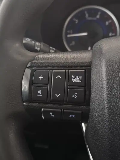 Toyota Hilux 2020 - 27950 EUR, 285523 km - AUTO.MOTO.pt - 285523km - foto 64 de 68