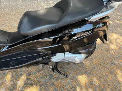 Honda 599 2013 - 1950 EUR, 24578 km - AUTO.MOTO.pt - 24578km - foto 5 de 11