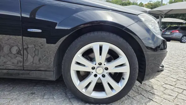 Mercedes-Benz C 200 2011 - 13890 EUR, 240000 km - AUTO.MOTO.pt - 240000km - foto 9 de 19