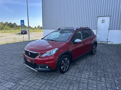 Peugeot 2008 2019 - 13990 EUR, 146000 km - AUTO.MOTO.pt - 146000km - foto 2 de 22