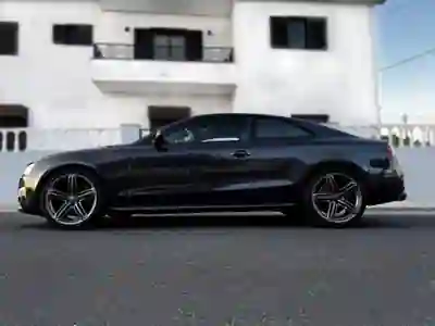 Audi A5 2013 - 21500 EUR, 246000 km - AUTO.MOTO.pt - 246000km - foto 8 de 15