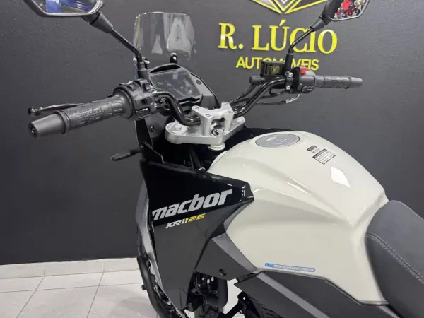 2025 - 3690 EUR, 0 km - AUTO.MOTO.pt - foto 18 de 23