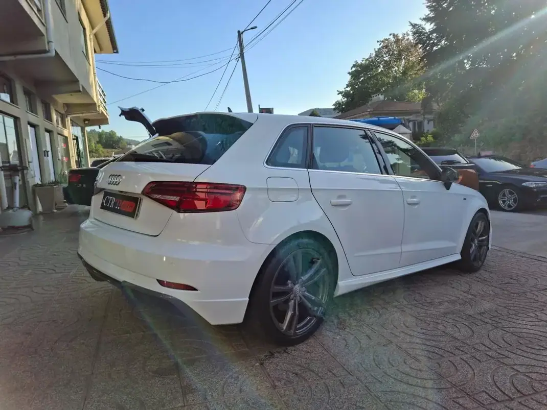 Audi A3 Sportback 2019 - 18500 EUR, 98000 km - 98000km - foto 8 de 28