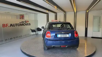 MINI One 2014 - 10900 EUR, 209521 km - AUTO.MOTO.pt - 209521km - foto 15 de 48