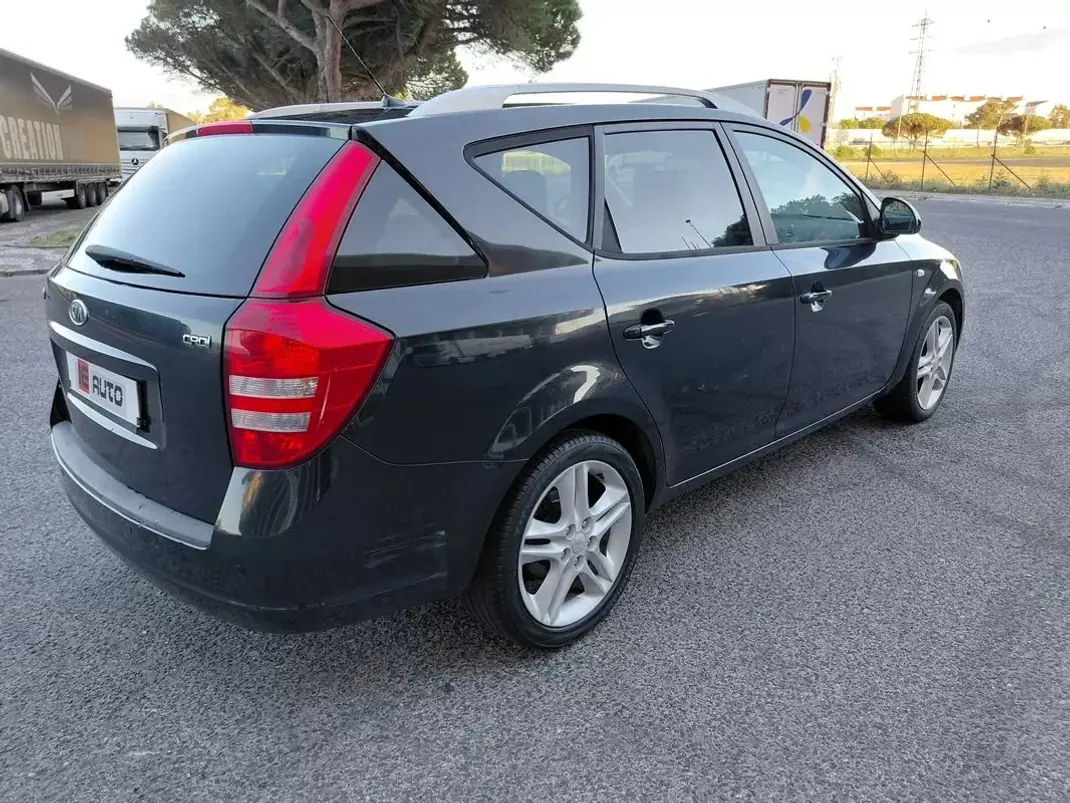 Kia Ceed SW 2008 - 4490 EUR, 182285 km - AUTO.MOTO.pt - 182285km - foto 10 de 25