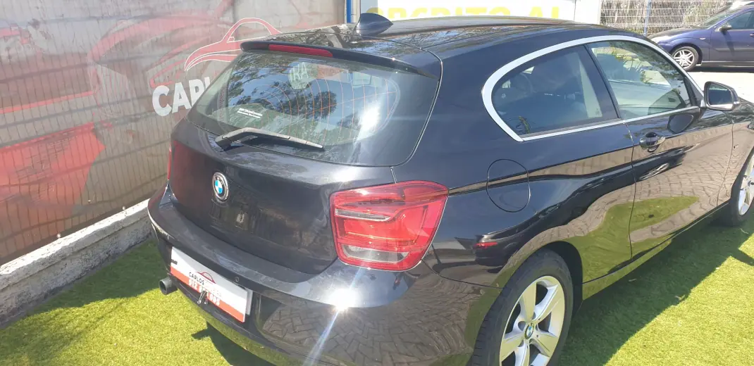 BMW 116 2015 - 10750 EUR, 250000 km - 250000km - foto 5 de 12