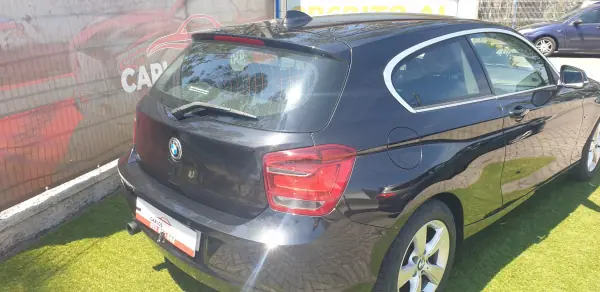 BMW 116 2015 - 10750 EUR, 250000 km - AUTO.MOTO.pt - 250000km - foto 5 de 12