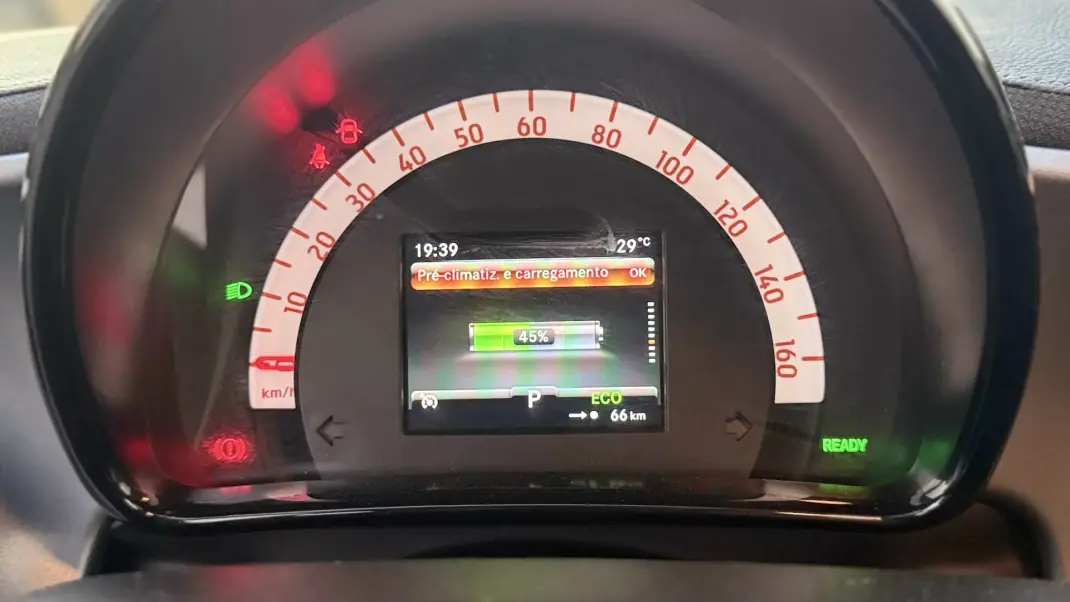 Smart ForFour 2019 - 14900 EUR, 32900 km - 32900km - foto 62 de 66
